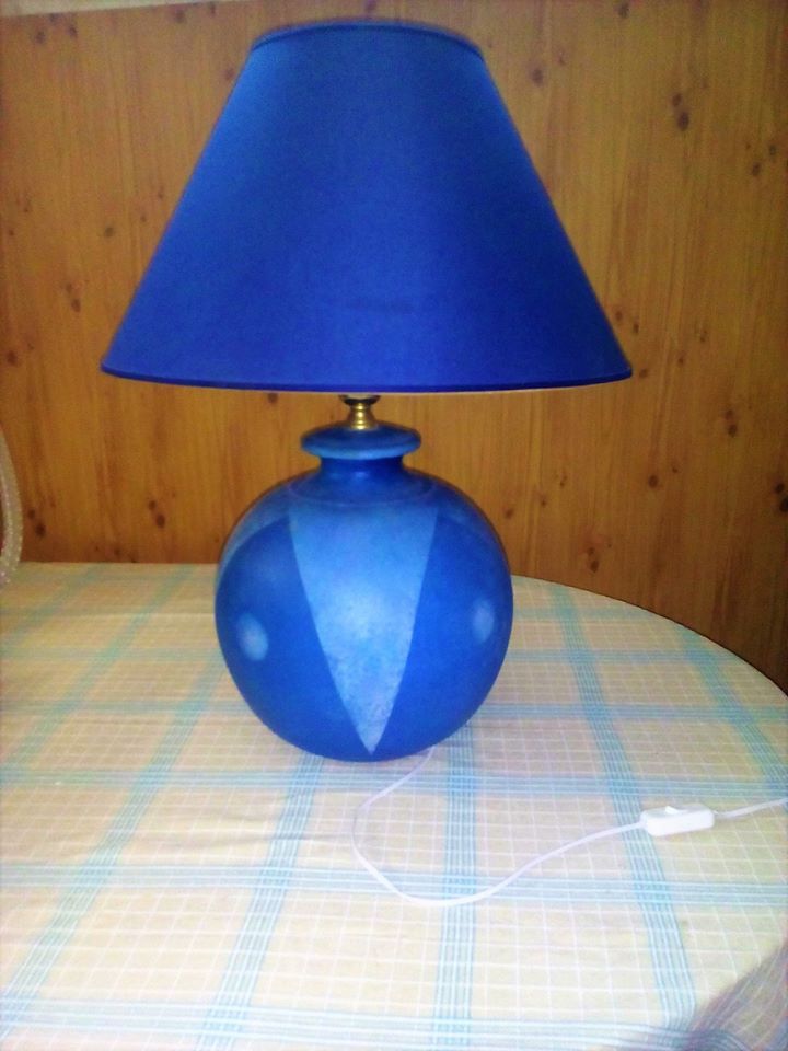 LAMPADA BLU  DA TAVOLA 