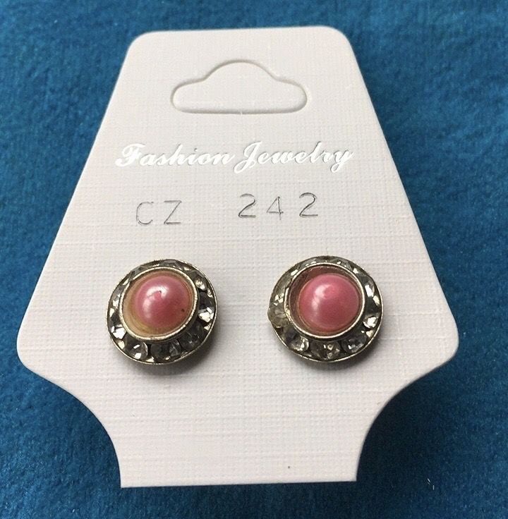 Orecchini Mezze Perle Rosa CZ242